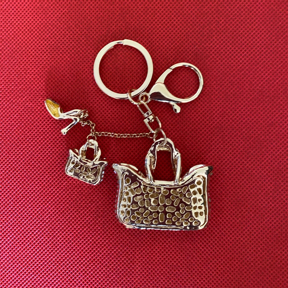 Very classy bag charm/key chain - Picture 2 of 2